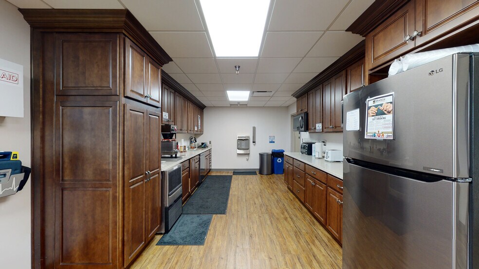 More Photos Of 442 Rutherford Ave NE, Roanoke Office For Lease