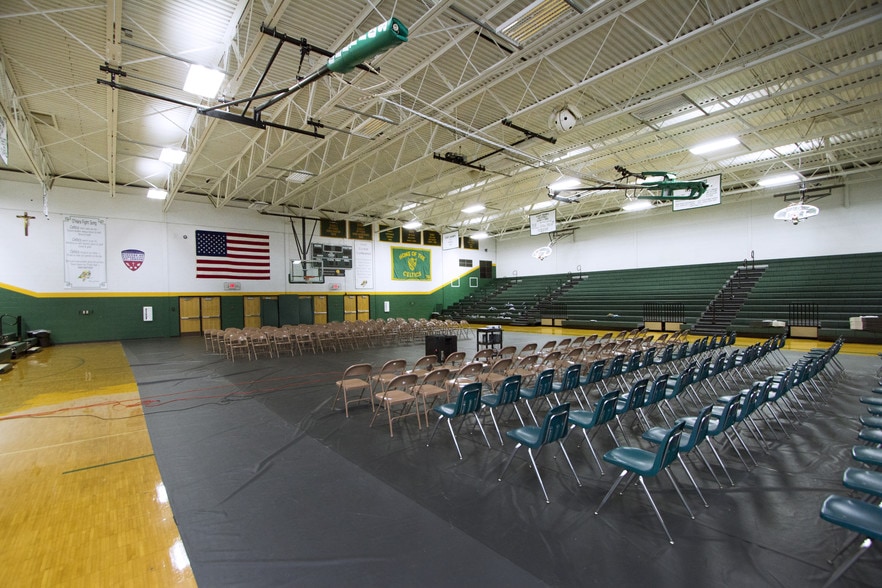 More Photos Of 9001 James A Reed Rd, Kansas City Schools For Sale