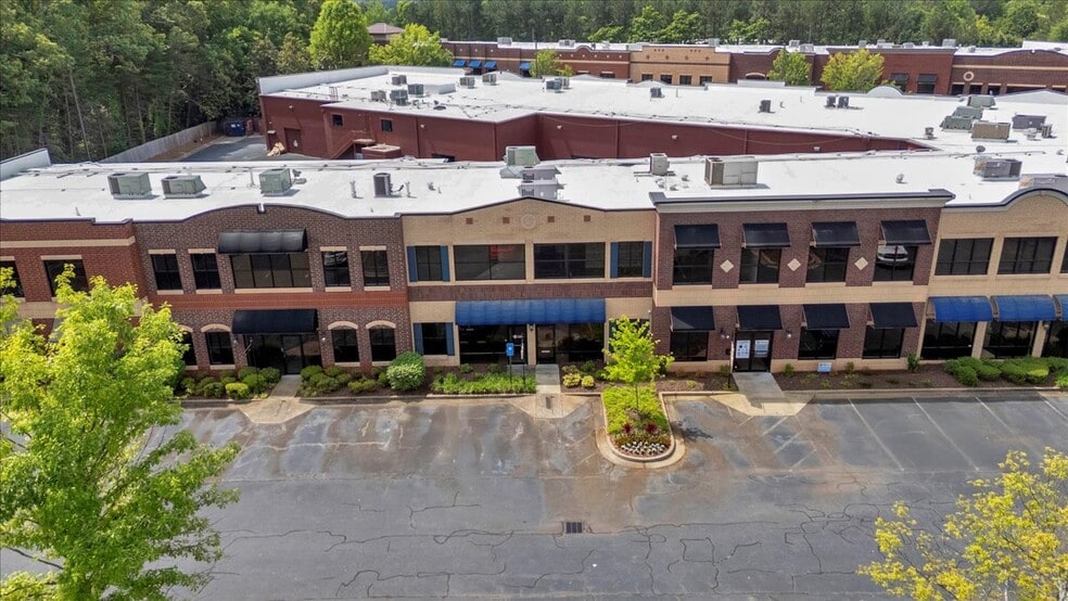 More Photos Of 1880 W Oak Pky, Marietta Light Distribution For Lease