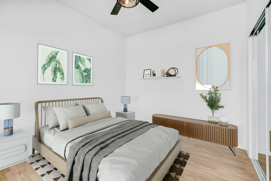 More Photos Of 5926 S Hoover St, Los Angeles Apartments For Sale