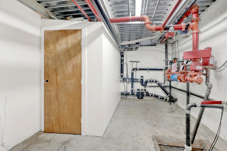 More Photos Of 2451-2459 E Tremont Ave, Bronx Storefront For Lease