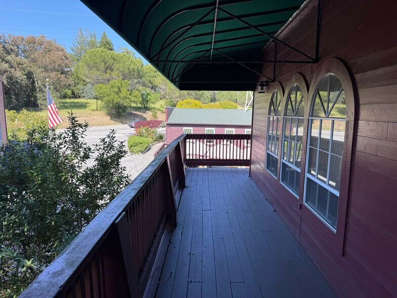 More Photos Of 2997 Woodside Rd, Woodside Office For Lease