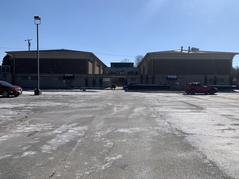More Photos Of 1251 E Dorothy Ln, Kettering Medical For Lease