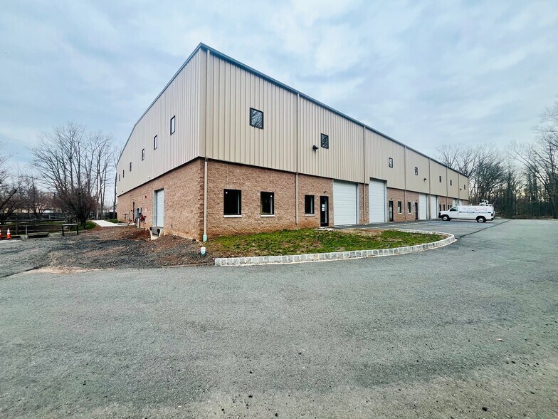 Primary Photo Of 3301-3393 S Clinton Ave, South Plainfield Light Distribution For Lease