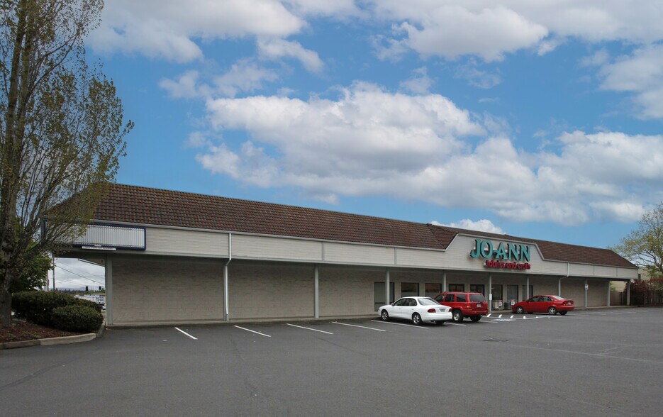 More Photos Of 1842 Molalla Ave, Oregon City Freestanding For Lease