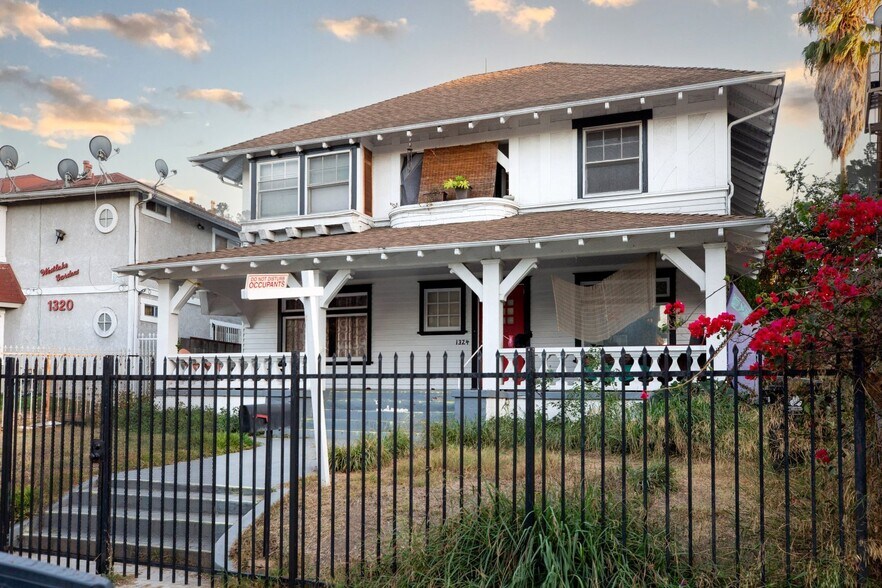 More Photos Of 1324 S Westlake Ave, Los Angeles Apartments For Sale