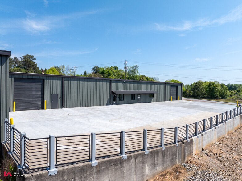 More Photos Of 1500 Union Hill Rd, Alpharetta Manufacturing For Lease