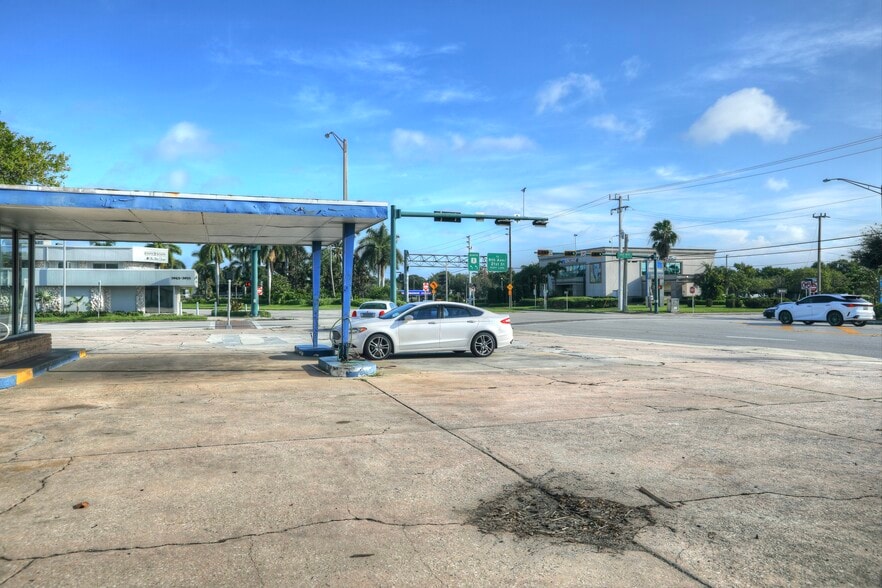 More Photos Of 2025 US 1, Vero Beach Auto Dealership For Sale