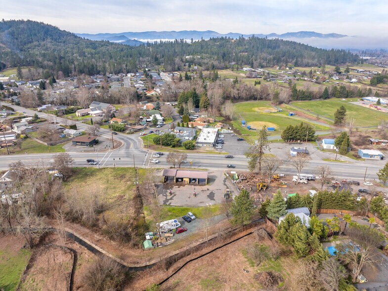 More Photos Of 2521 Williams Hwy, Grants Pass Carwash For Sale