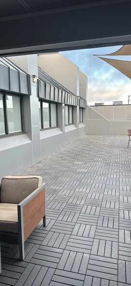 More Photos Of 22750 Hawthorne Blvd, Torrance Unknown For Lease