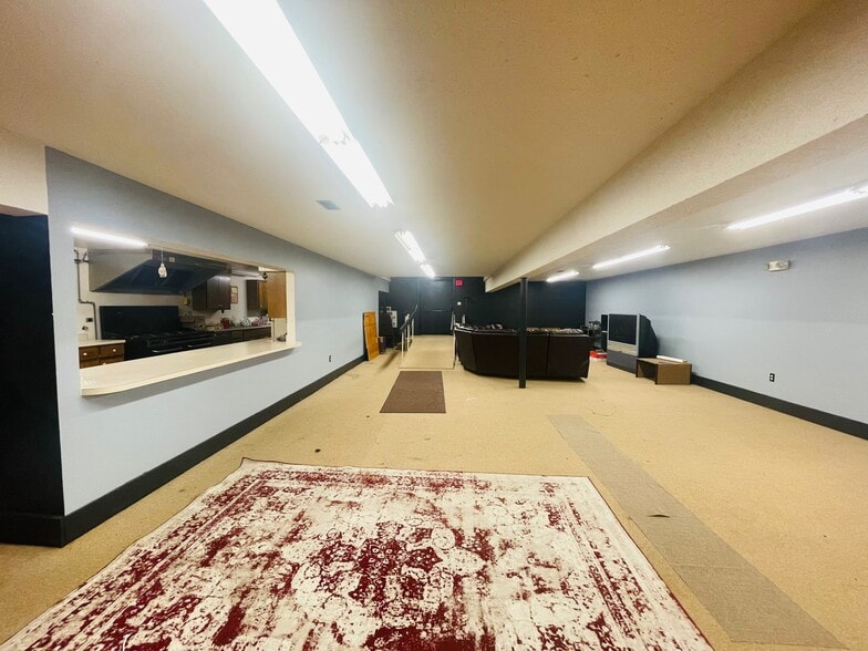 More Photos Of 210 Home Ave, Churubusco Office Residential For Sale