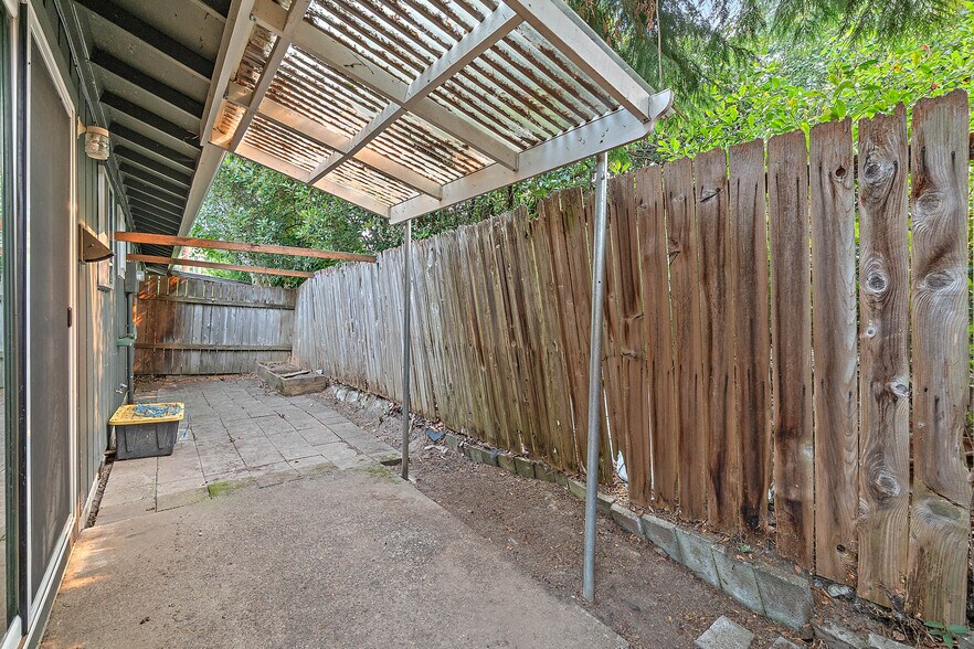 More Photos Of 816-818 SE Nehalem St, Portland Manufactured Housing Mobile Home Park For Sale