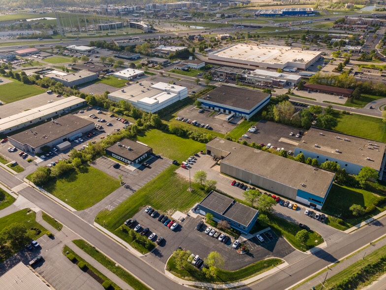 More Photos Of 11837 Technology Dr, Fishers Warehouse For Lease