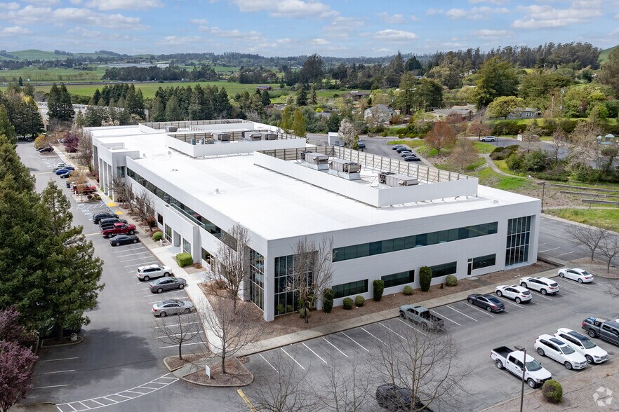 More Photos Of 1465 N McDowell Blvd, Petaluma Research And Development For Lease