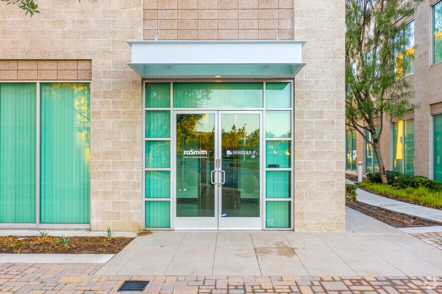 More Photos Of 8911 Research Dr, Irvine Office For Lease