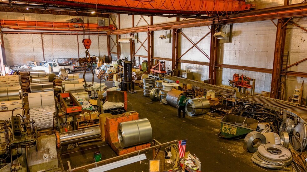More Photos Of 147-161 W Glenwood Ave, Philadelphia Warehouse For Sale