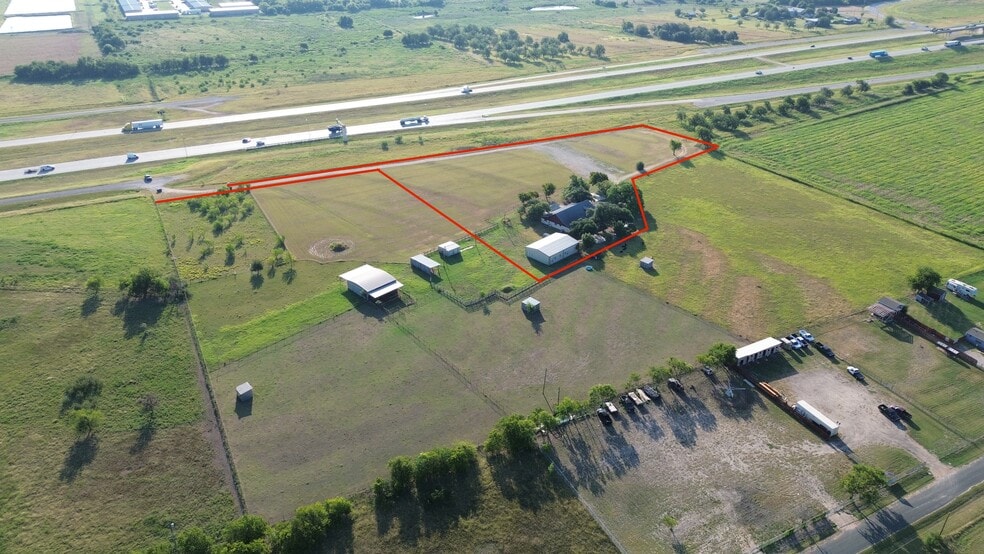 More Photos Of 9100 TX-130, Hutto Warehouse For Lease