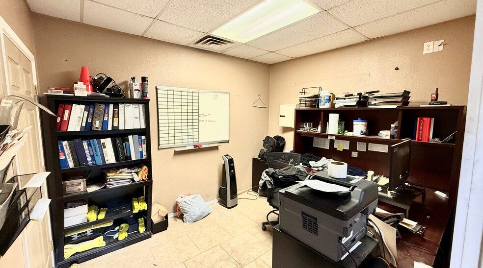 More Photos Of 14625 N Hollyhock Ave, Gardendale Warehouse For Sale