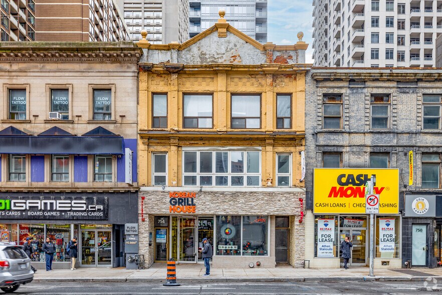Primary Photo Of 750-754 Yonge St, Toronto Storefront Retail Office For Lease