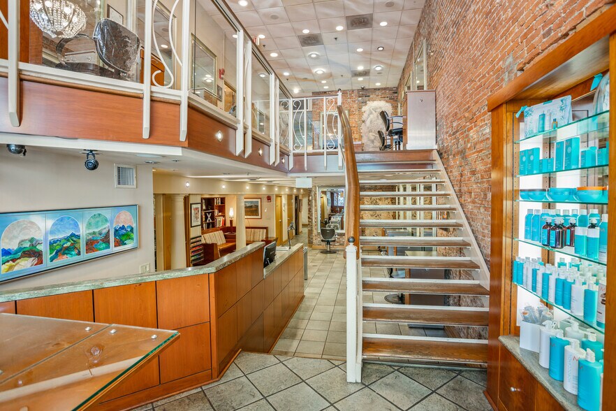 More Photos Of 1604 K St NW, Washington Storefront Retail Office For Lease