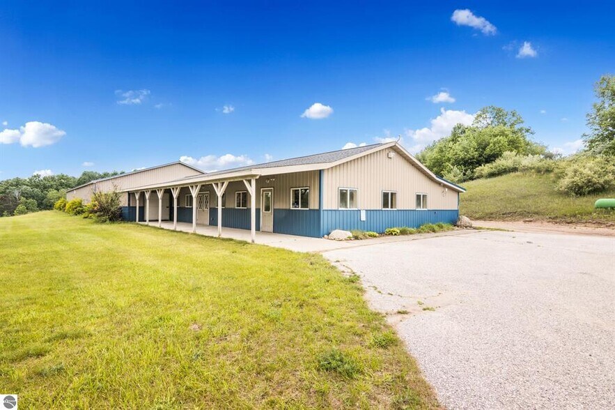 More Photos Of 8160 Cadillac Hwy, Benzonia Freestanding For Sale