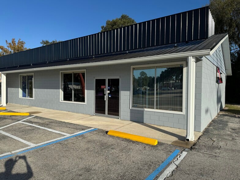 More Photos Of 1051 E Duval St, Lake City Storefront Retail Office For Lease