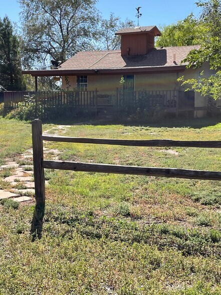 More Photos Of 1804 E College Blvd, Roswell General Retail For Sale