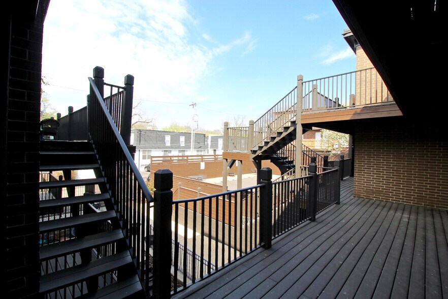 More Photos Of 4440-4444 Jarboe St, Kansas City Apartments For Sale