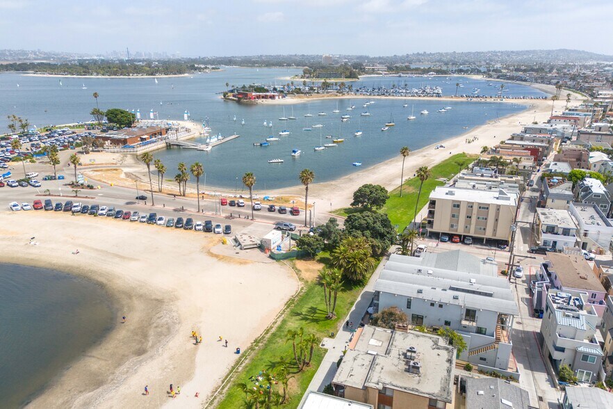 More Photos Of 830-832 Pismo Ct, San Diego Apartments For Sale