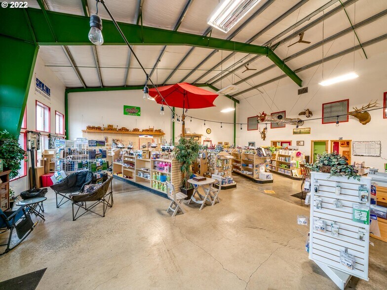4190 Highway 101 N, Tillamook, OR 97141 Warehouse For Sale