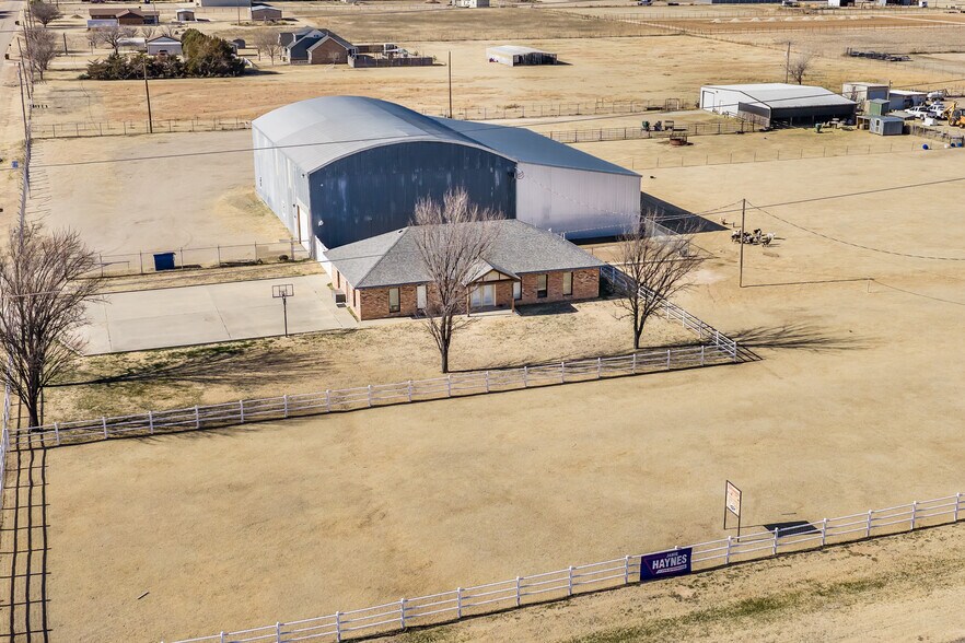 Primary Photo Of 11616 Tanglewood Rd, Amarillo Office For Sale