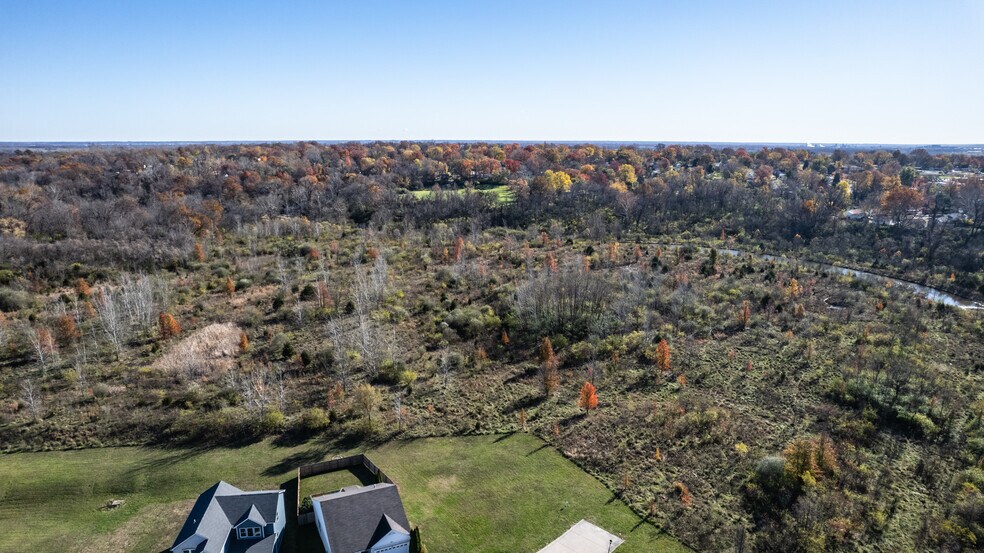 More Photos Of 10927-10939 Bellefontaine Estates Ct, Saint Louis Land For Sale