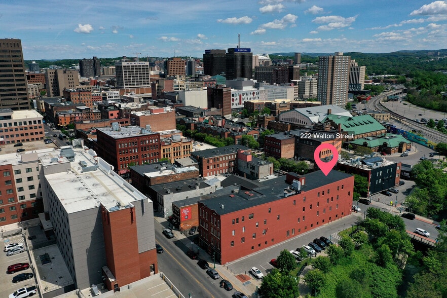 More Photos Of 327-329 W Fayette St, Syracuse Loft Creative Space For Lease