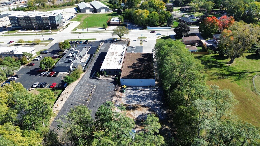 More Photos Of 1220 8th St, West Des Moines Freestanding For Sale