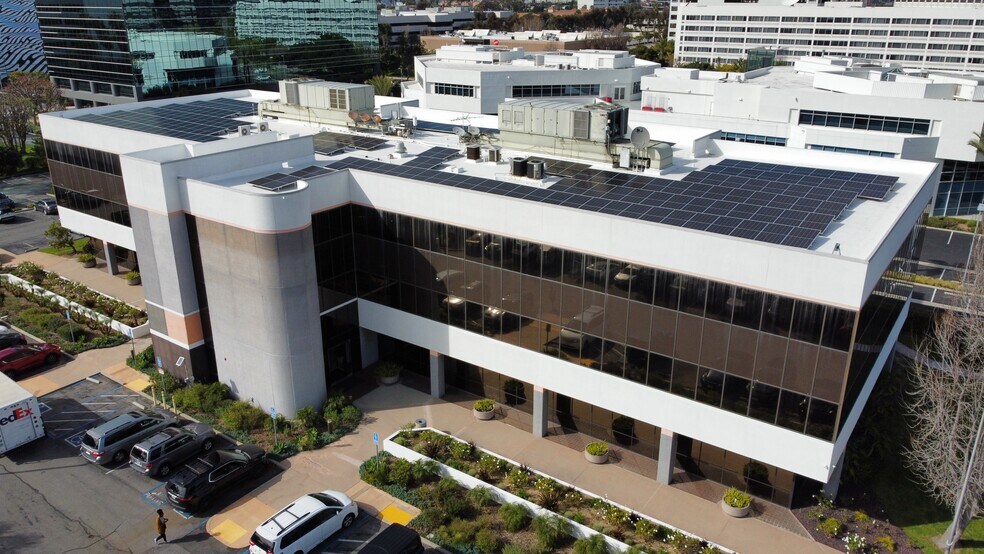 More Photos Of 201 Continental Blvd, El Segundo Office For Lease