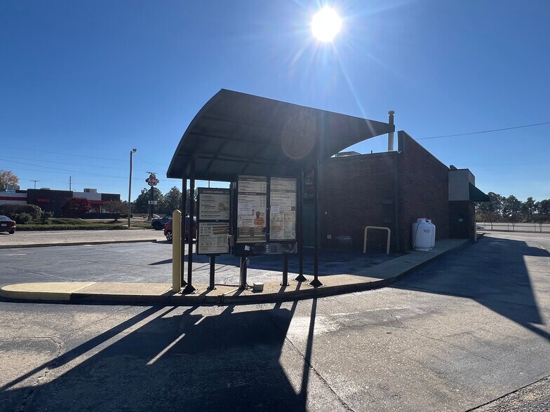 More Photos Of 211 Murchison Rd, Spring Lake General Retail For Sale