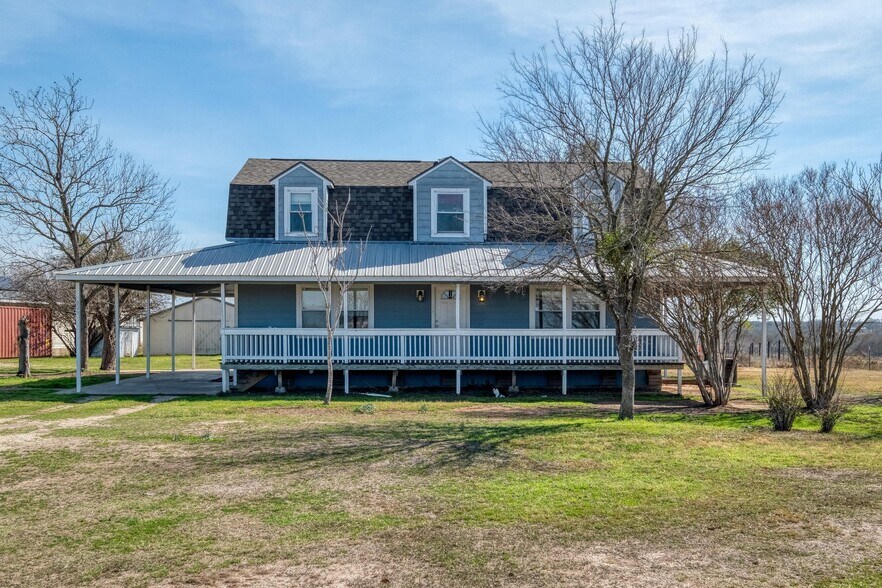 Primary Photo Of 829 State Highway 21 W, Cedar Creek Specialty For Sale