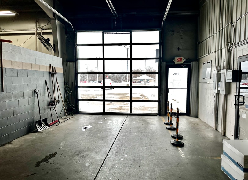 More Photos Of 2051 N Main St, Canton Auto Dealership For Sale