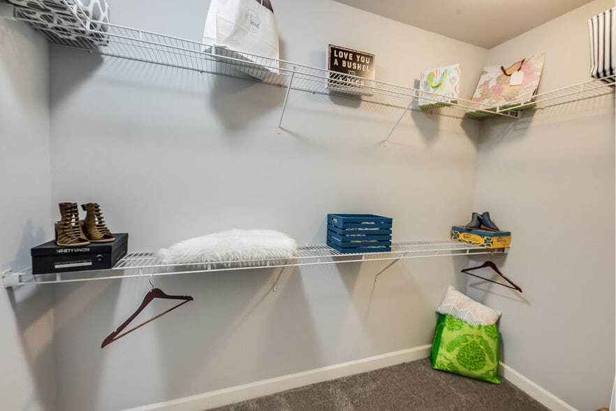 More Photos Of 1 Village Grn, Patchogue Apartments For Lease