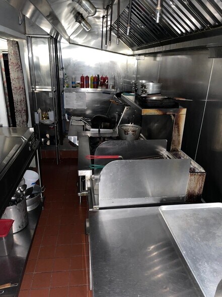 More Photos Of 126 Bala Ave, Bala Cynwyd Storefront Retail Residential For Sale