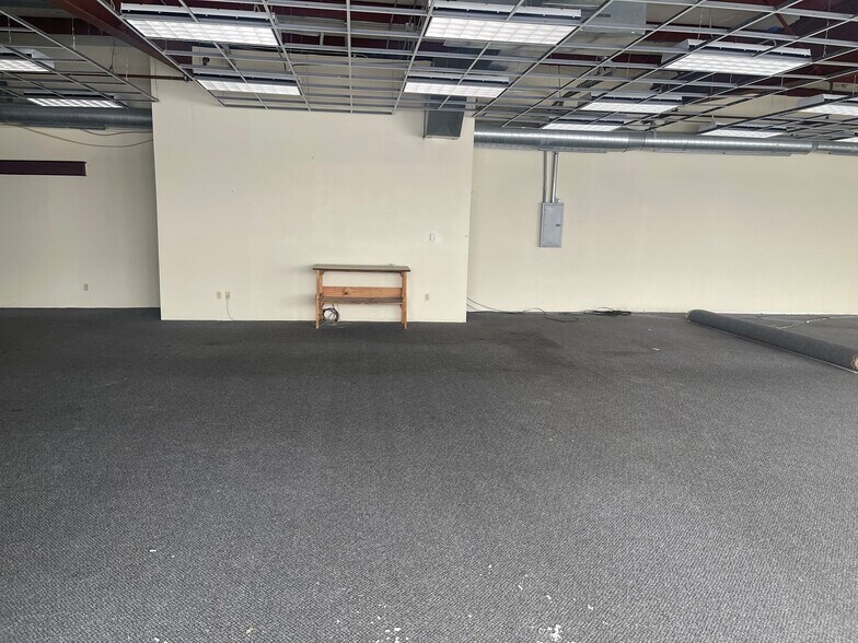 More Photos Of 840 Clark St, Big Rapids Freestanding For Lease