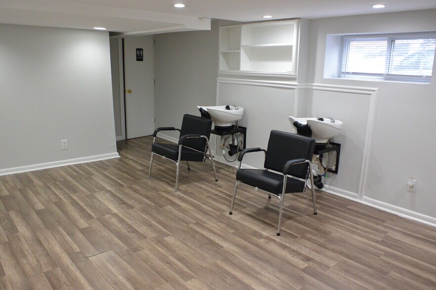 More Photos Of 5862 Christian St, Philadelphia Storefront Retail Residential For Lease