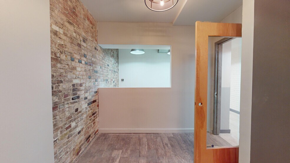More Photos Of 20 Warren St, New York Medical For Lease