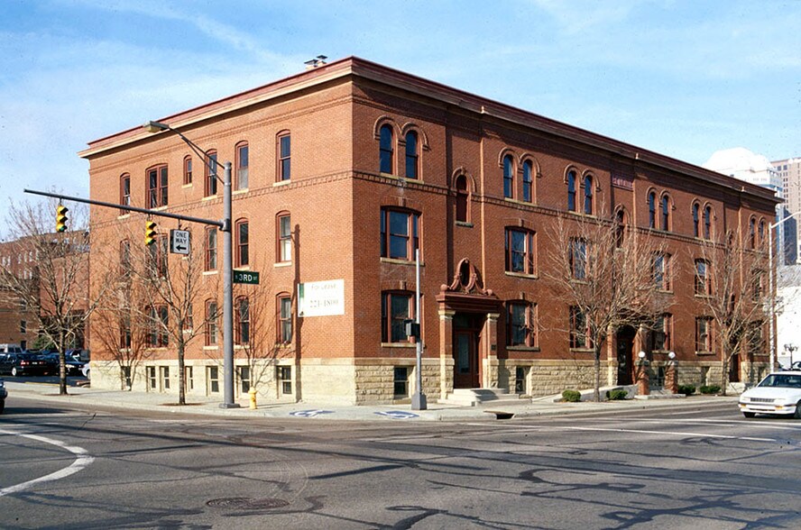 More Photos Of 341 S 3rd St, Columbus Coworking Space