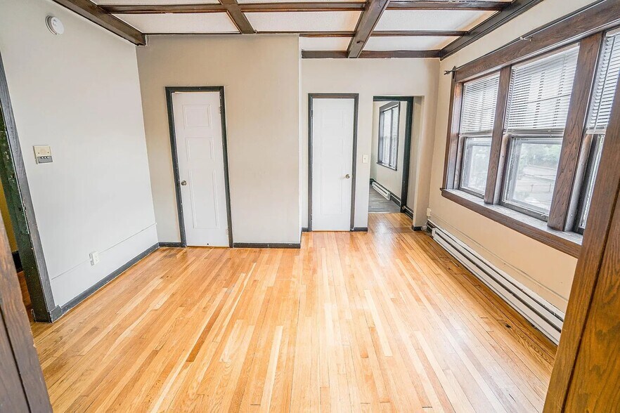 More Photos Of 604 Holly Ave, Saint Paul Apartments For Sale