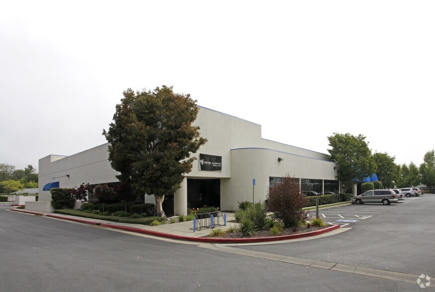 More Photos Of 318-330 Encinal St, Santa Cruz Light Distribution For Lease