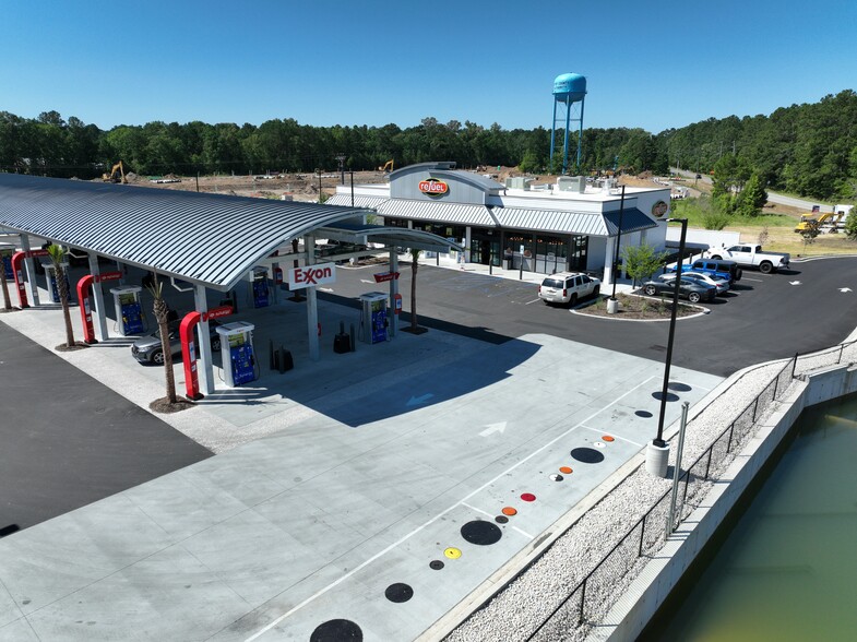 Primary Photo Of 3305 5th North St., Summerville Service Station For Sale