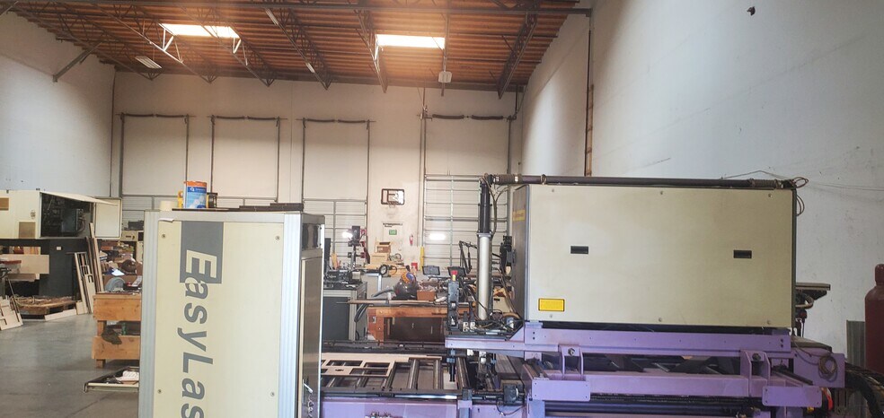 More Photos Of 2195 Britannia Blvd, San Diego Distribution For Lease