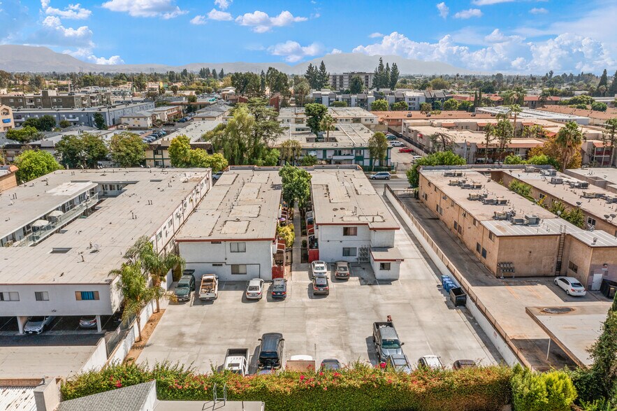 More Photos Of 9035 Cedros Ave, Panorama City Apartments For Sale