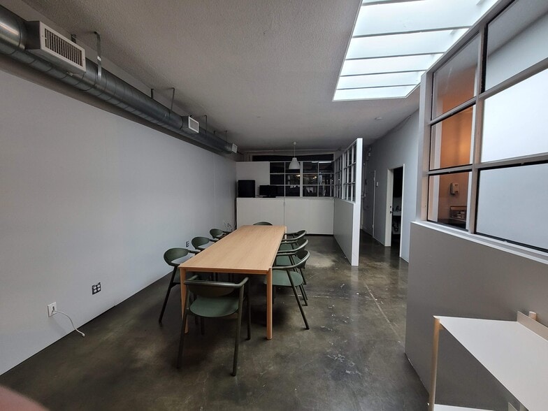 More Photos Of 8558 Washington Blvd, Culver City Loft Creative Space For Sale